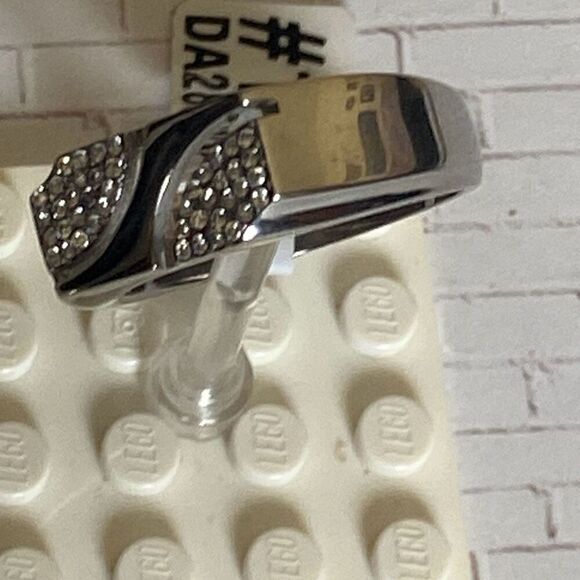 Men's Stainless Steel Crystal Detailed Ring size 10 - Picture 4 of 6